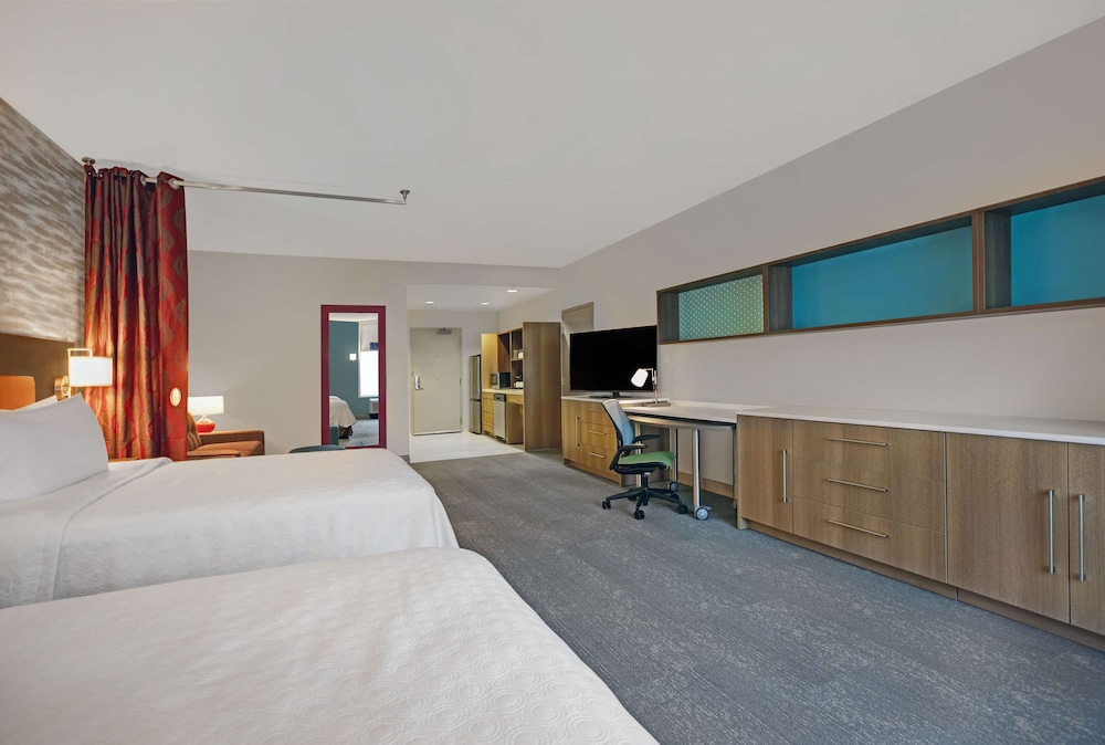 Studio, 2 Queen Beds, Accessible, Bathtub - Photo 2