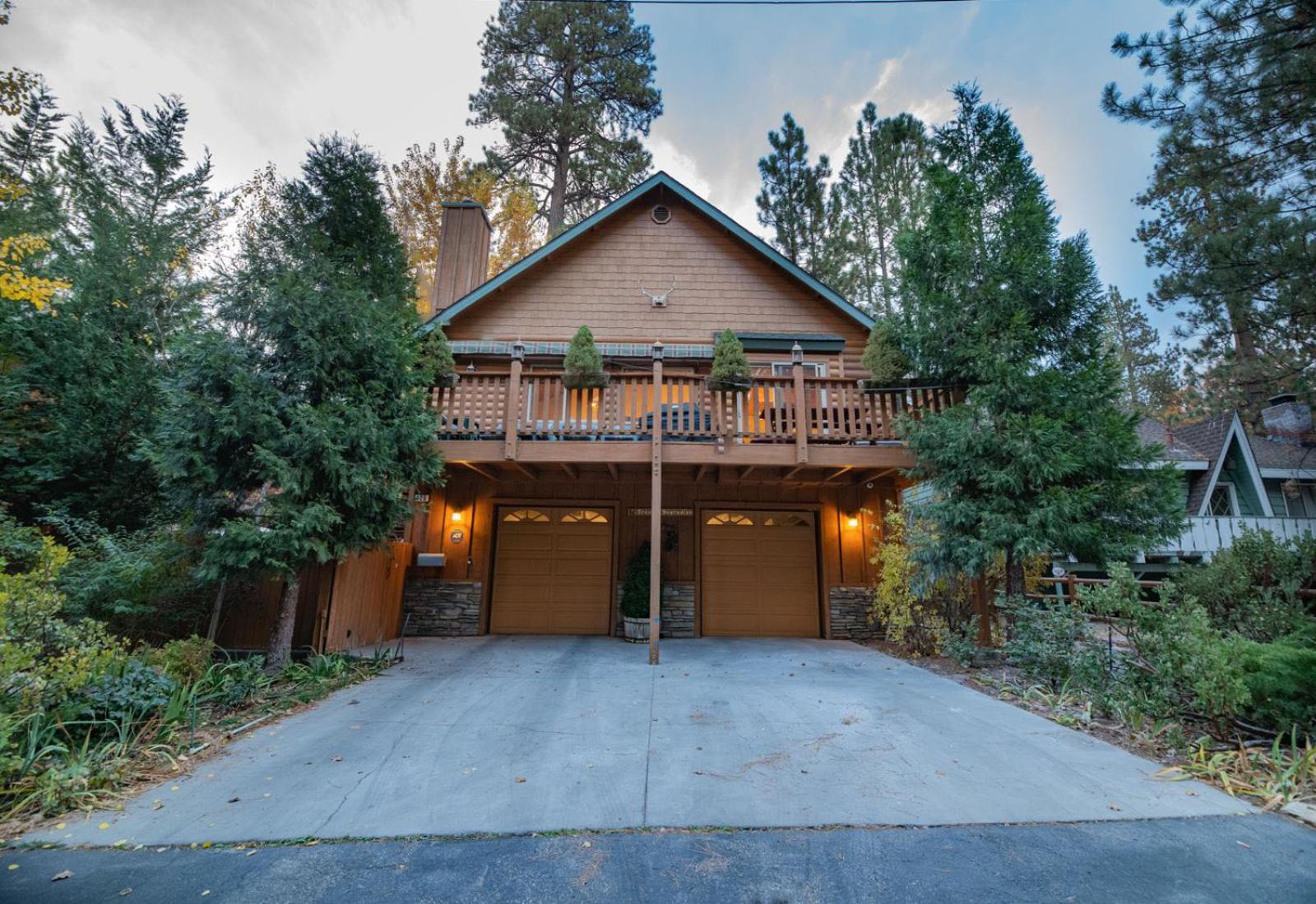 Four-Bedroom House photo 1