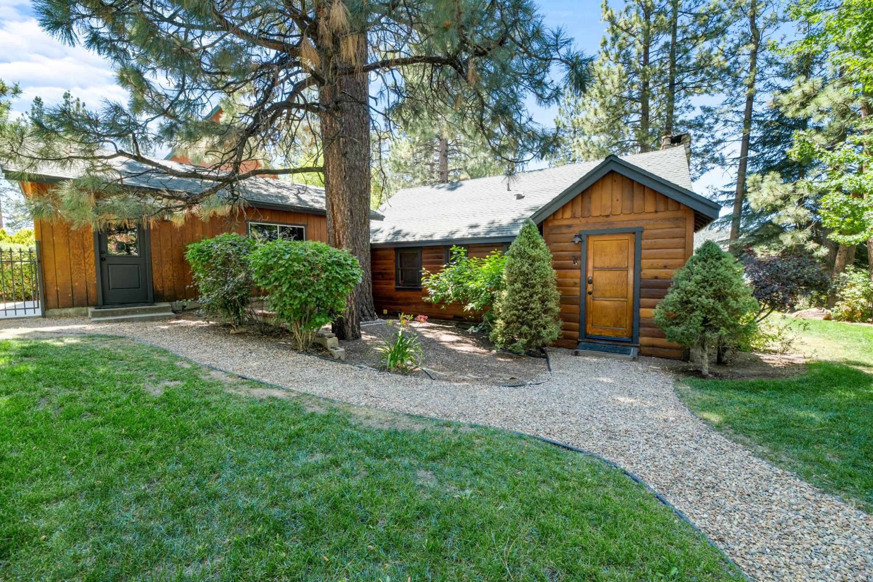Two-Bedroom House photo 1