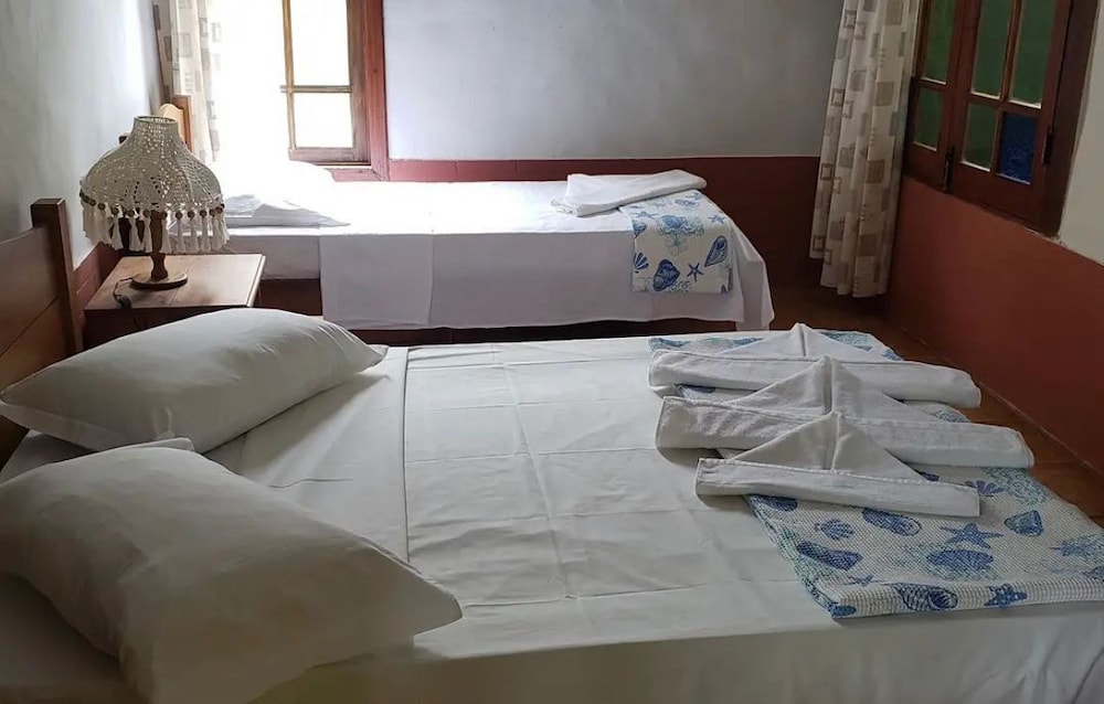 Standard Triple Room - Photo 2