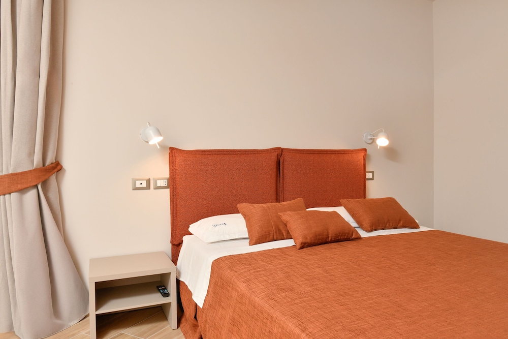 Comfort Triple Room, Private Bathroom (laerte) photo 2