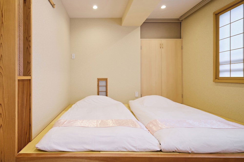 Japanese-style Studio Suite, Non Smoking, Kitchen