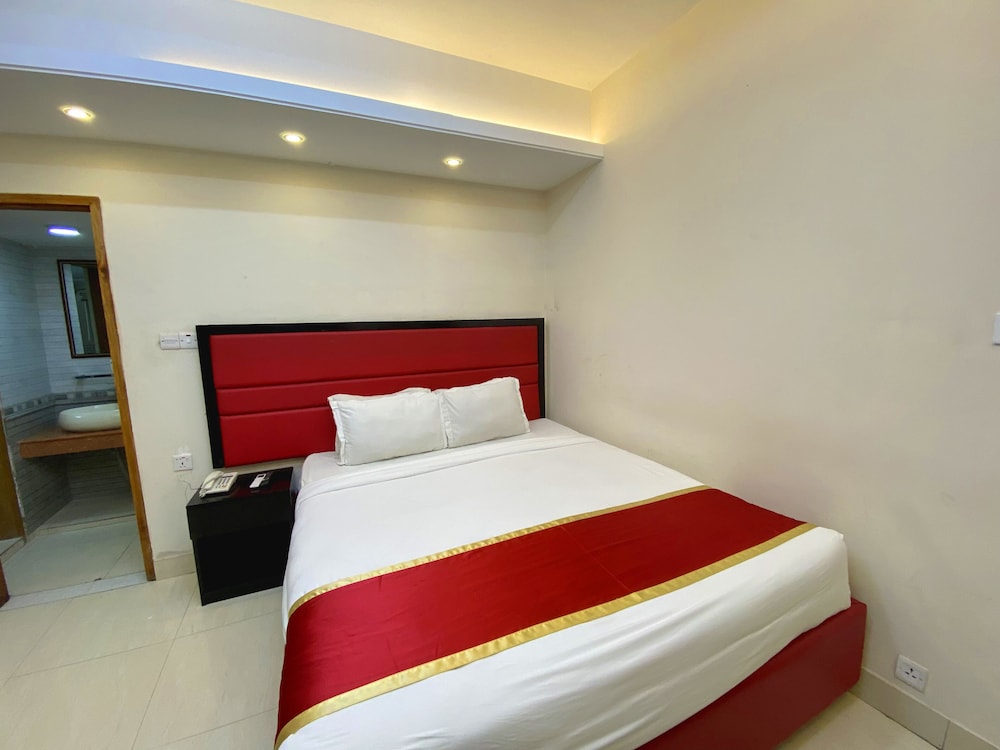 Deluxe Triple Room - Photo 3