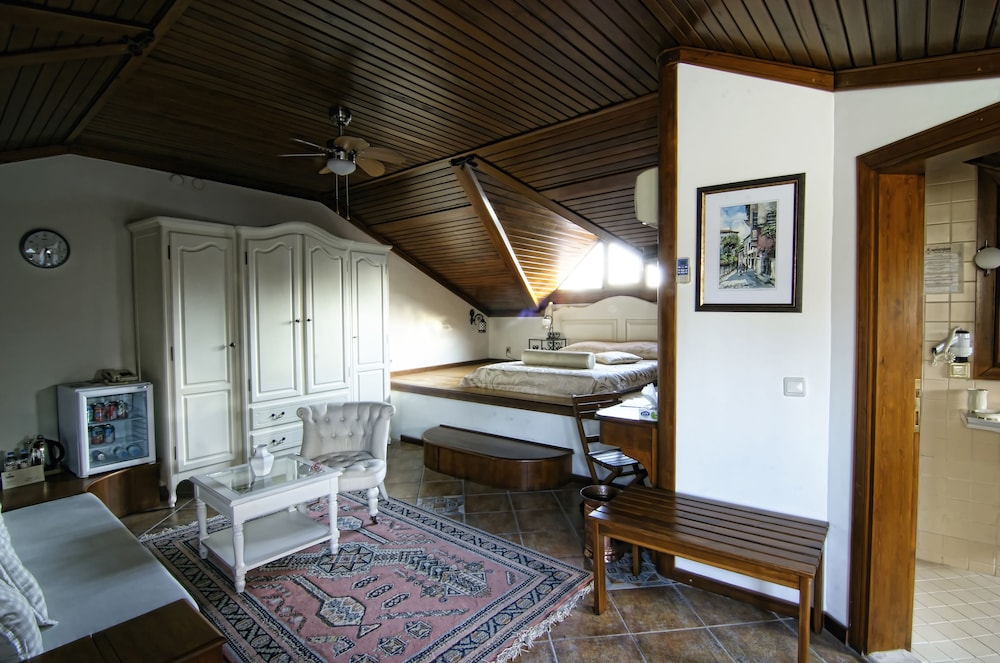 Luxury Quadruple Room