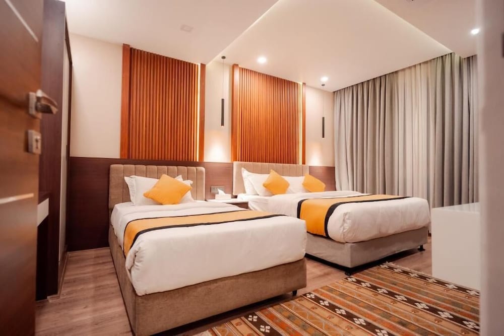 Family Quadruple Room, City View photo 1