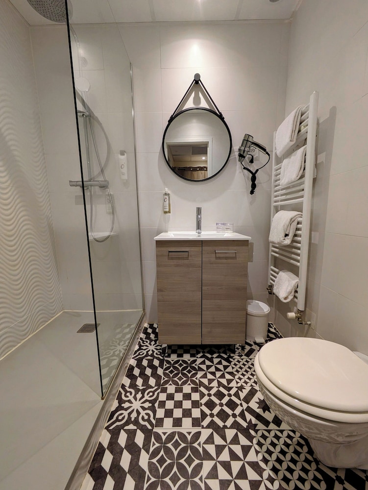 Superior Triple Room - Photo 3