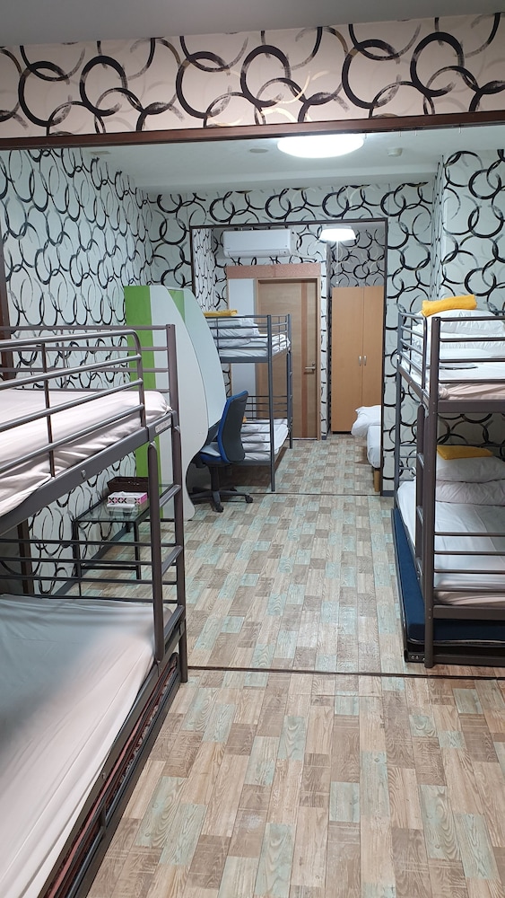 209_Mens Dormitory Single (Shared bathroom, No smoking)