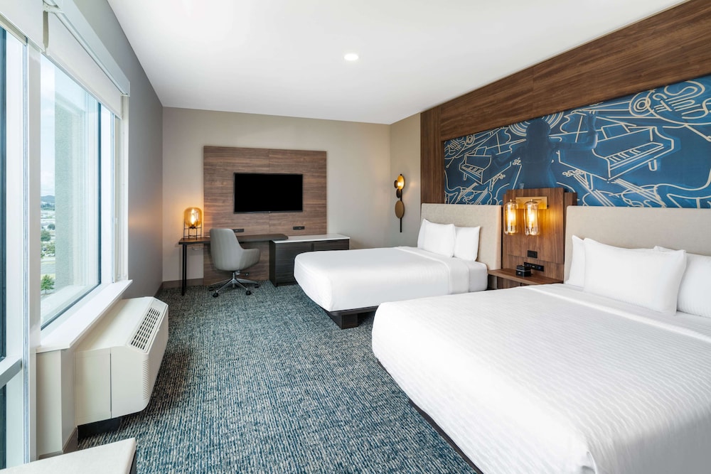 Studio Suite, 2 Queen Beds, Non Smoking - Photo 6