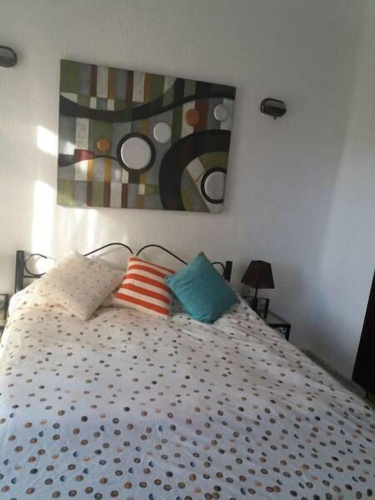 Standard Apartment, 2 Bedrooms (S15) photo 3