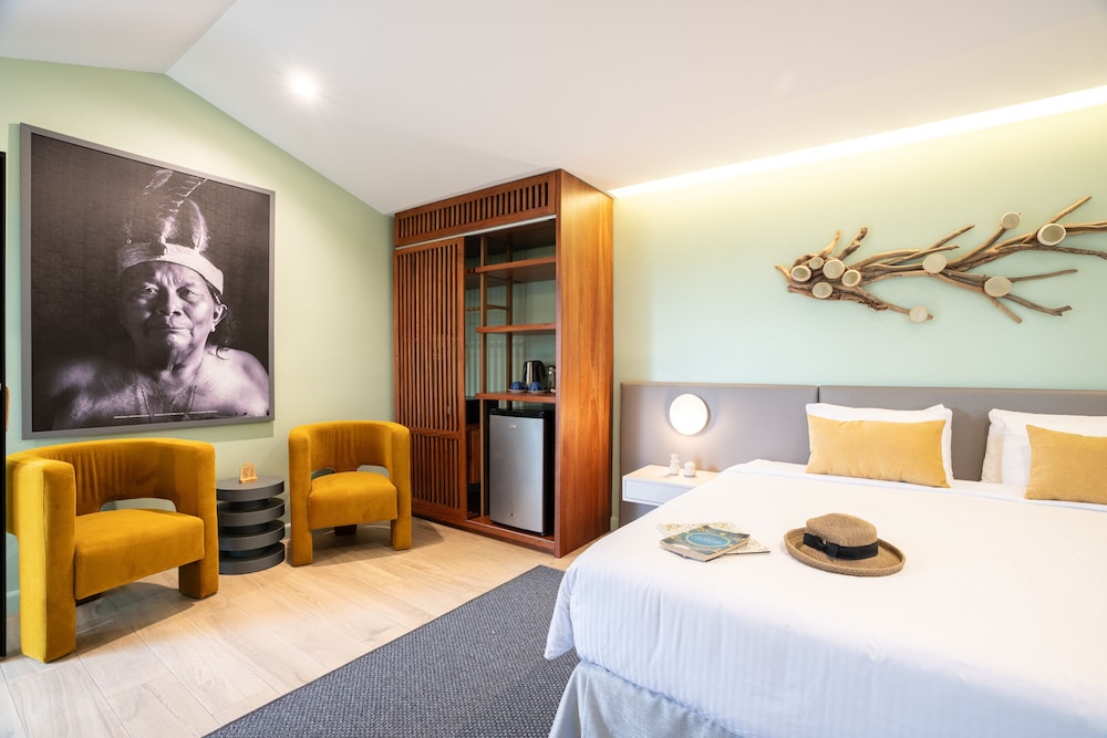 Forest Signature Suite with Plunge Pool - Photo 4