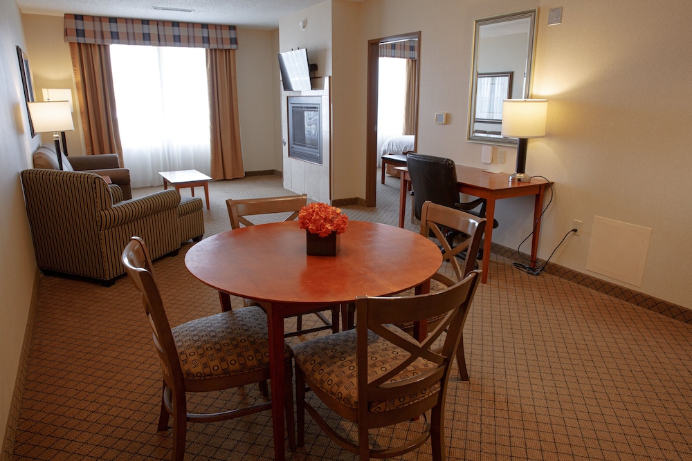 Suite, 1 Bedroom photo 1