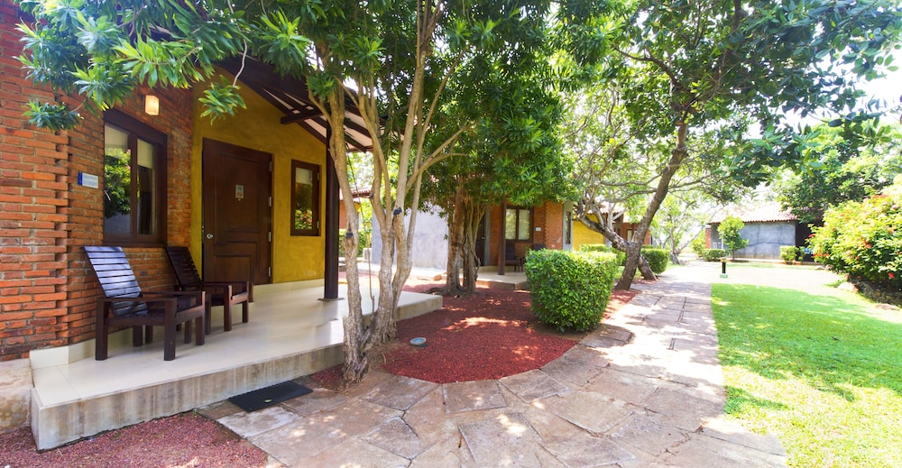 Luxury Villa, Garden View - Photo 6