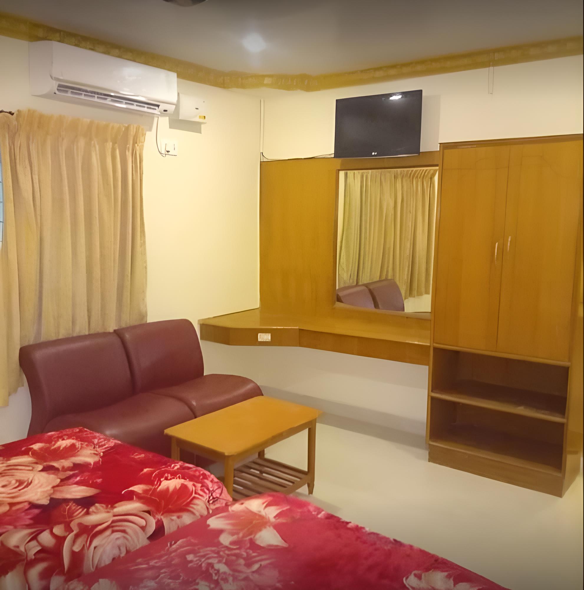 Deluxe Double Room, 1 King Bed, Accessible, City View