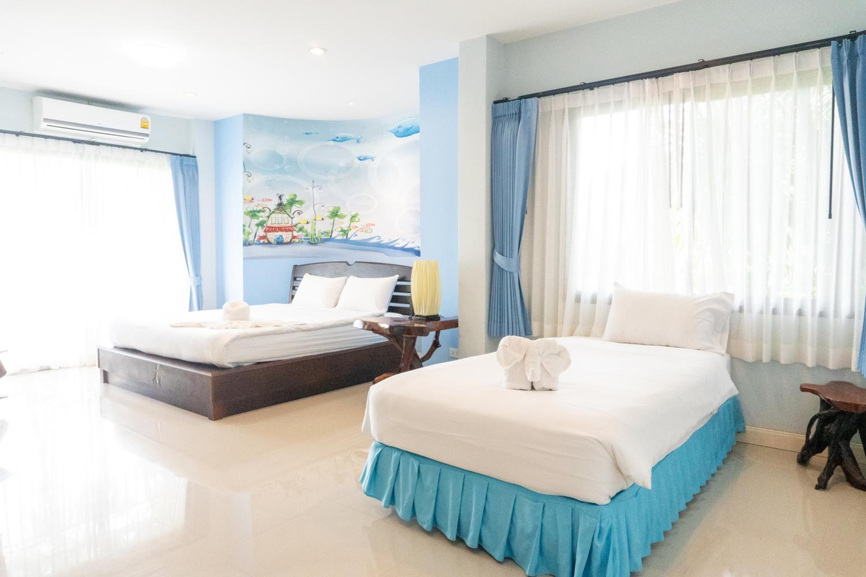 Comfort Triple Room