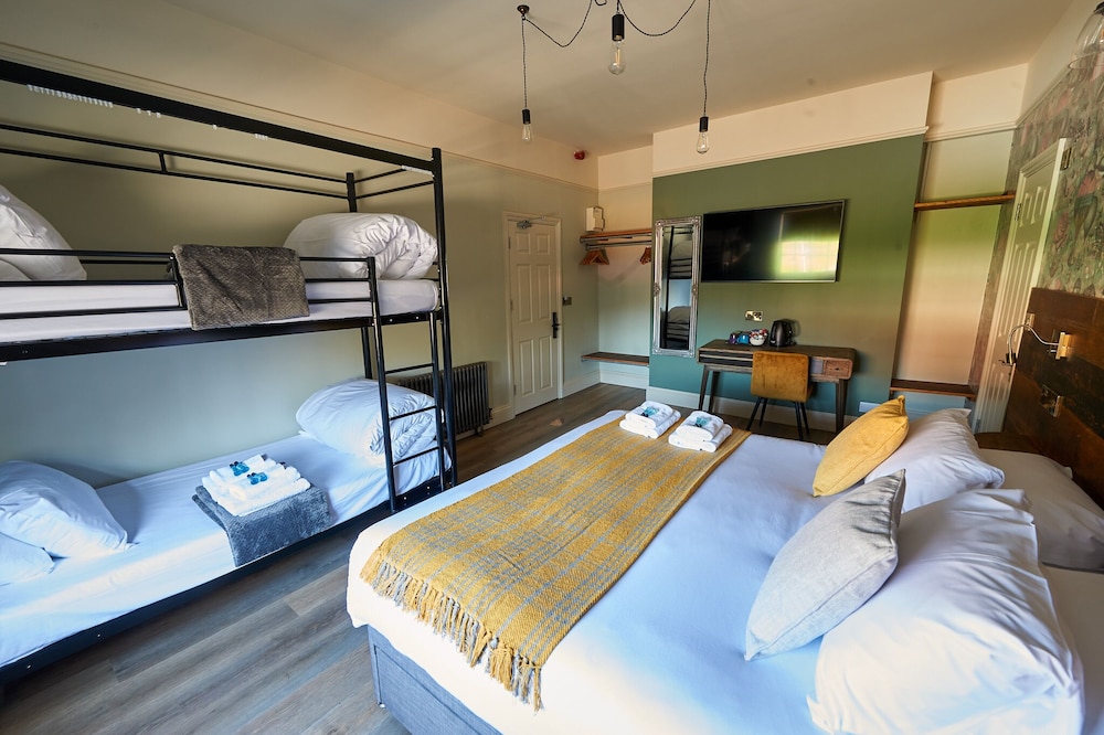 Superior Quadruple Room