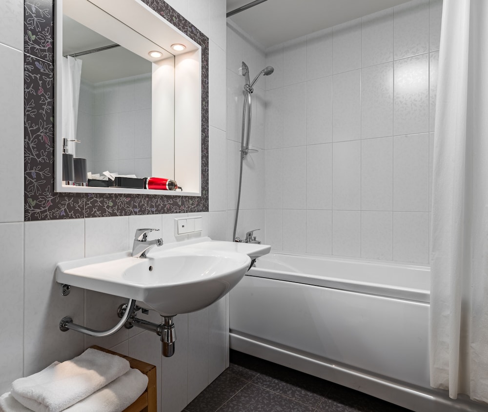 Comfort Double or Twin Room photo 3