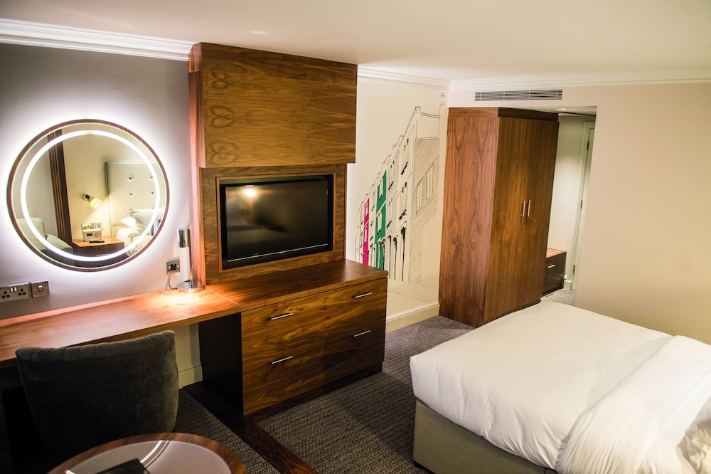 Family Double Room, 1 Double Bed with Sofa bed - Photo 2