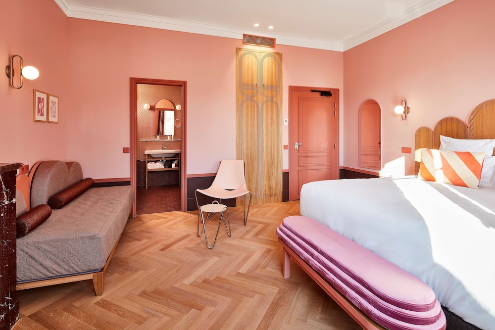 Junior Suite, Multiple Beds, Non Smoking - Photo 2