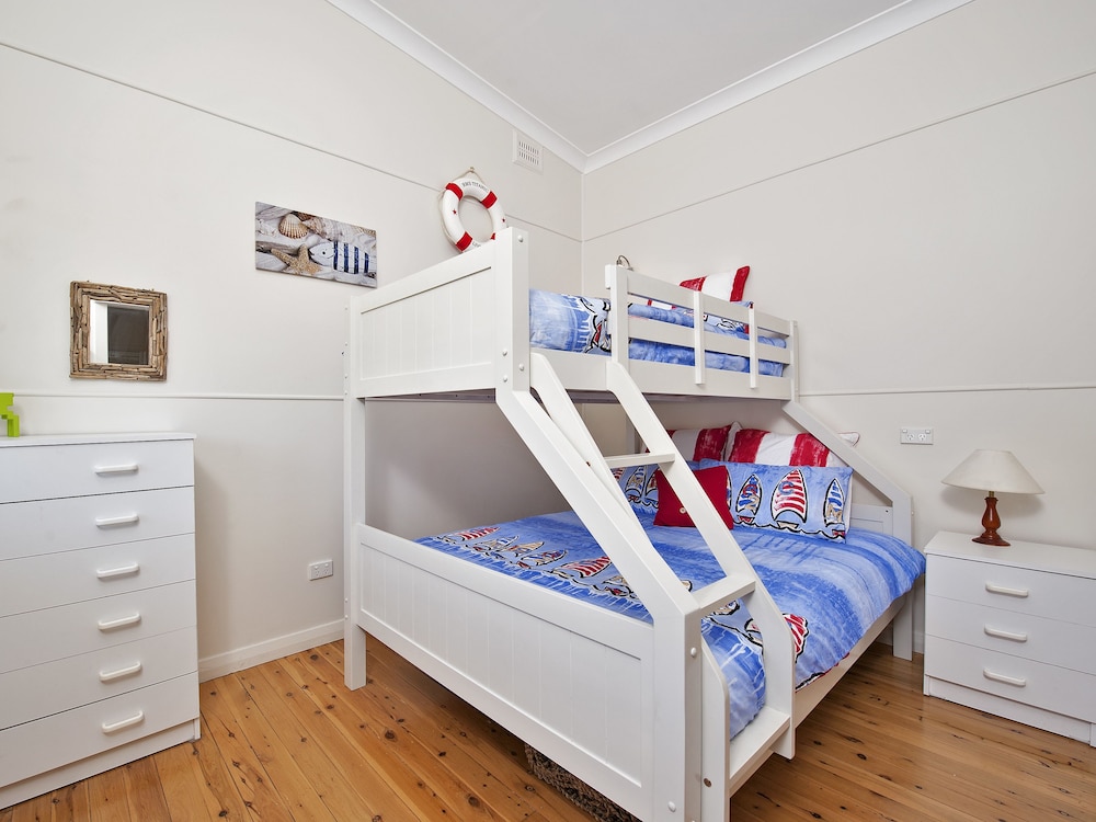 House, 2 Bedrooms, Beachside photo 3