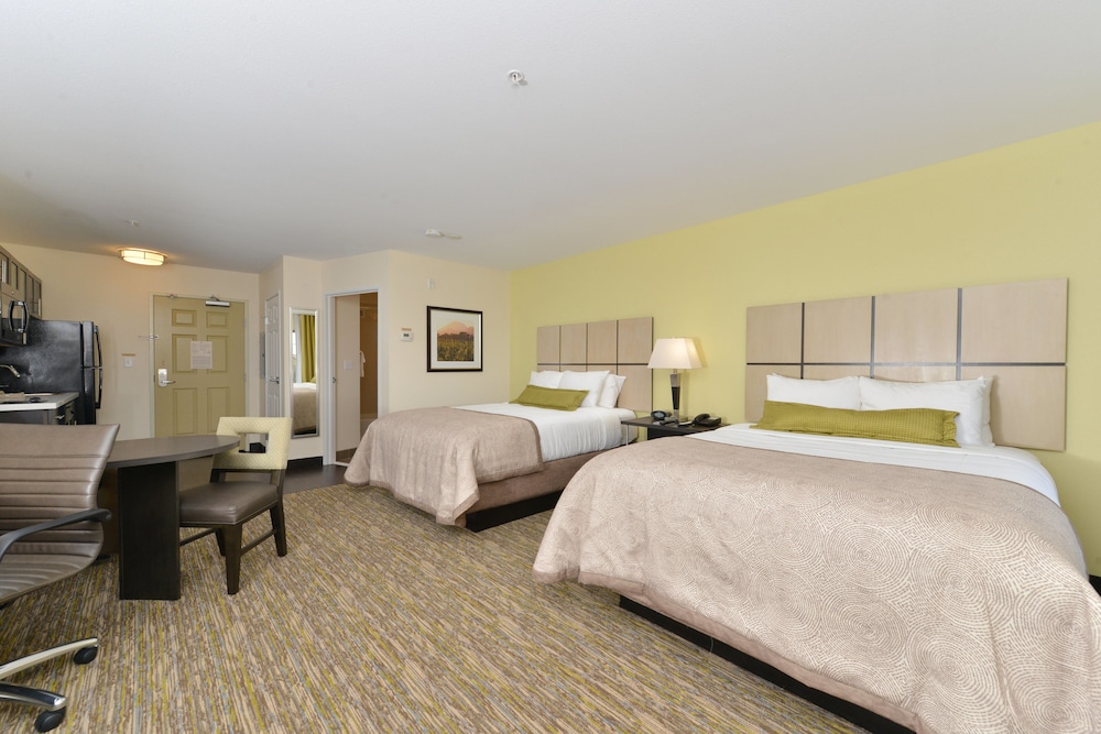 Studio Suite, 2 Queen Beds, Accessible Bathtub, River View (Communications) photo 1