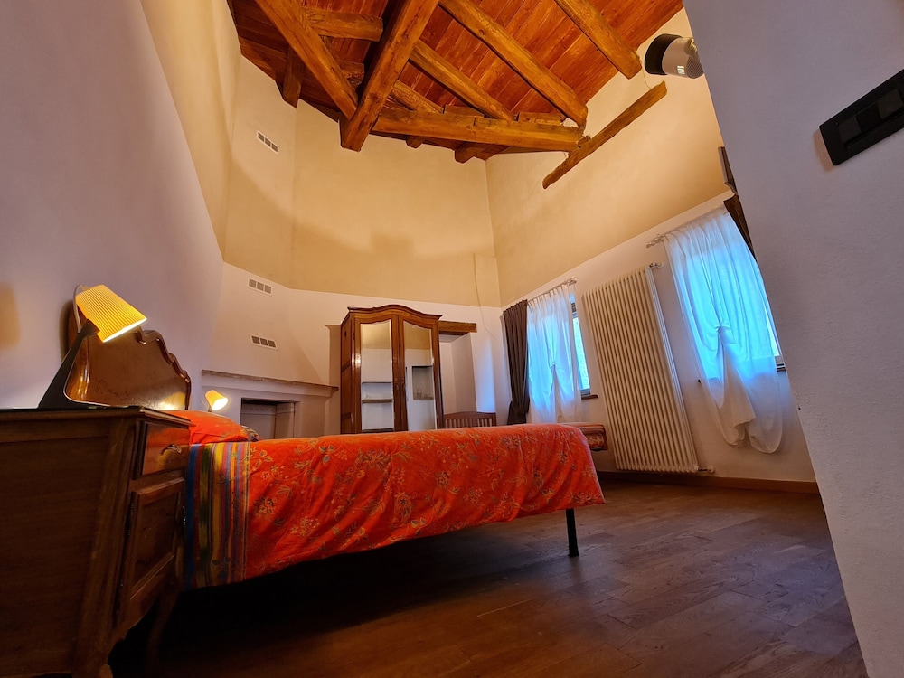 Classic Apartment, 1 Bedroom, Vineyard View (Blu) photo 1