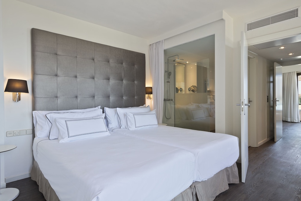 Premium Room, Sea View (The Level Grand)