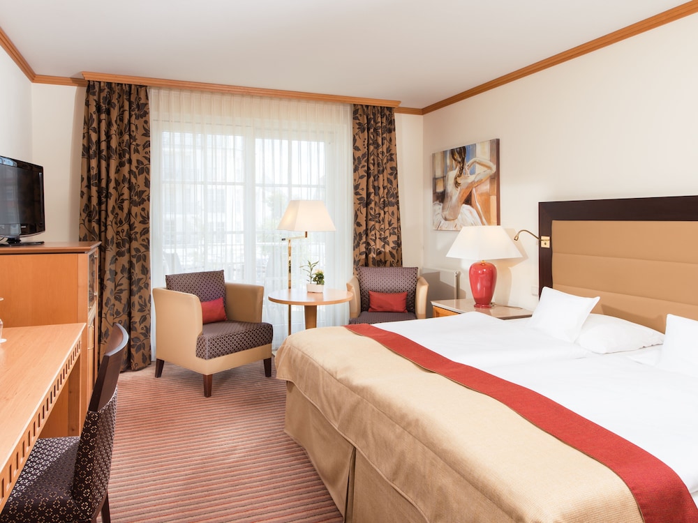 Double Room, 1 Queen Bed, Country Side