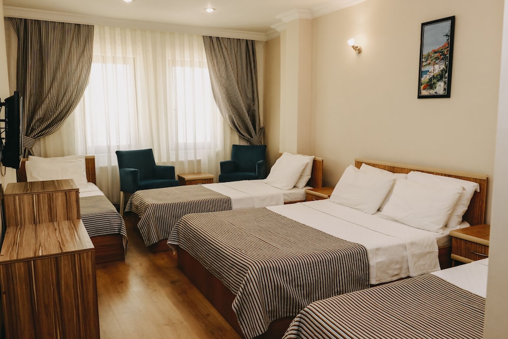 Basic Quadruple Room, Sea View photo 1