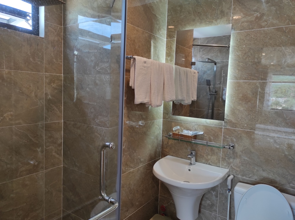 Deluxe Quadruple Room, Mountain View - Photo 9