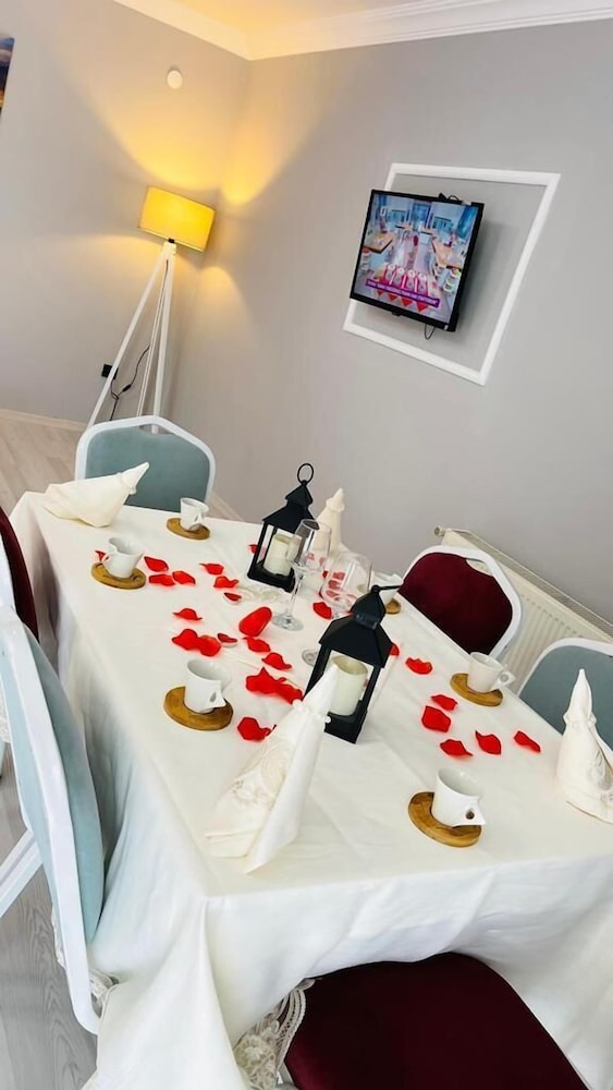 Apartment photo 2