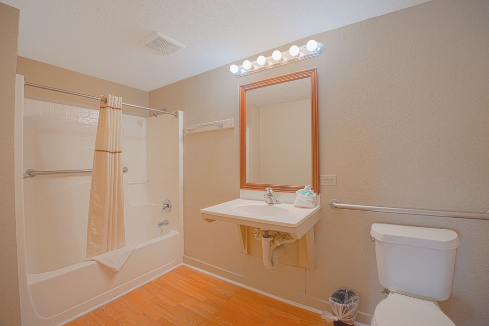 Liberty Inn and Suites Orlando - Kissimmee near Disney World, Photo 2