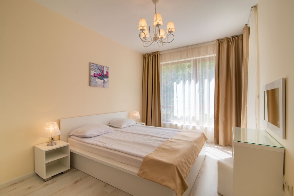 Apartment, 1 Bedroom, Balcony photo 1