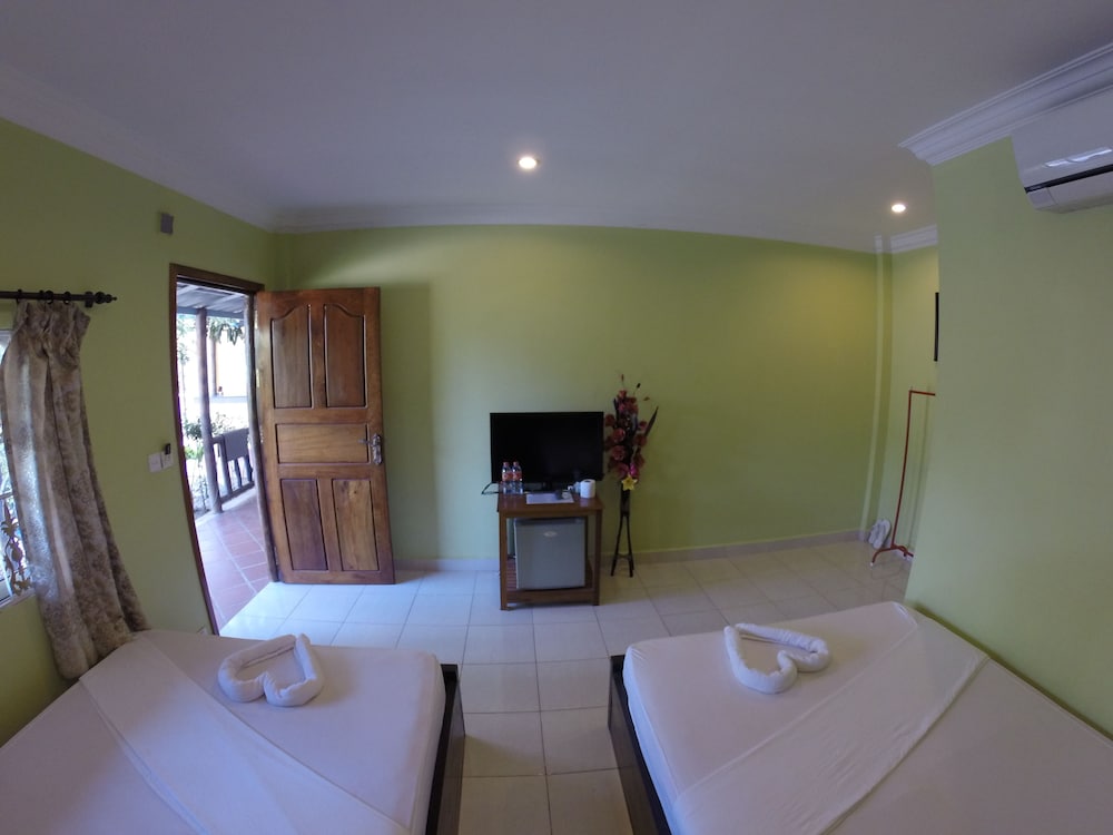 Deluxe Twin Room photo 1