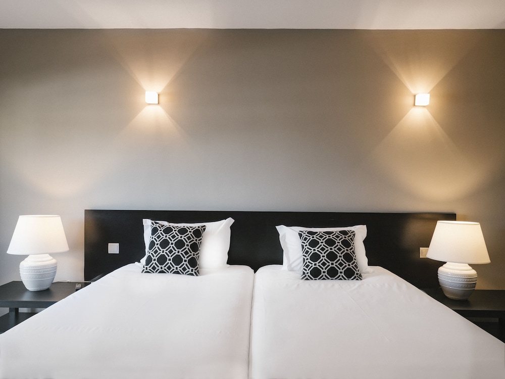 Available room