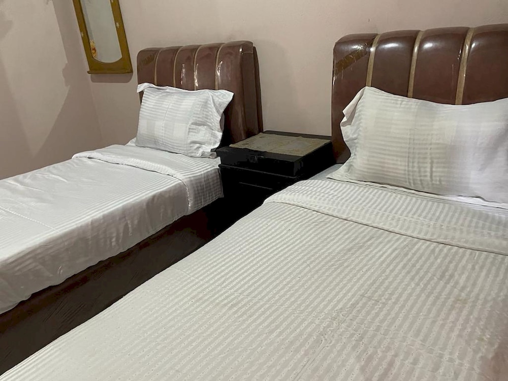 Deluxe Twin Room photo 2