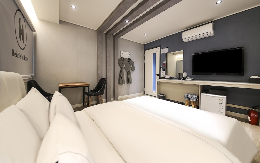 Standard Double Room, City View photo 2