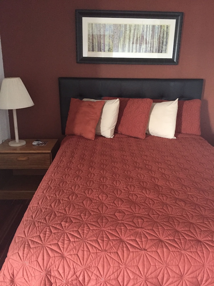 Cabin, 1 Queen Bed photo 1