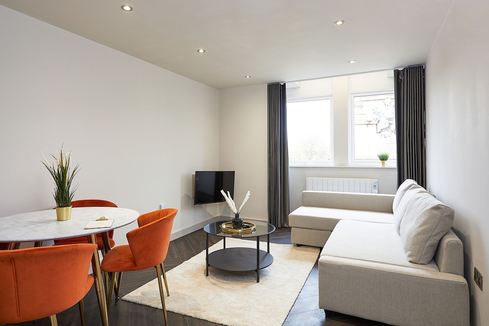 Superior Suite - Photo 6