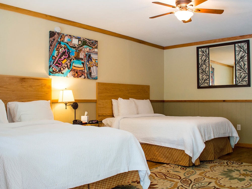 Suite, 1 Bedroom (Two Double Beds)