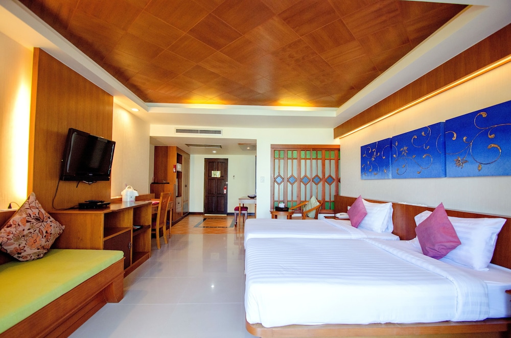 Classic Double or Twin Room photo 3