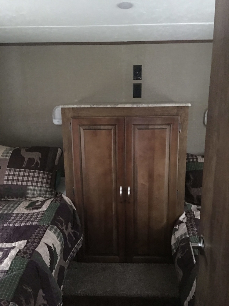 Family Mobile Home, 2 Bedrooms, Kitchen photo 3