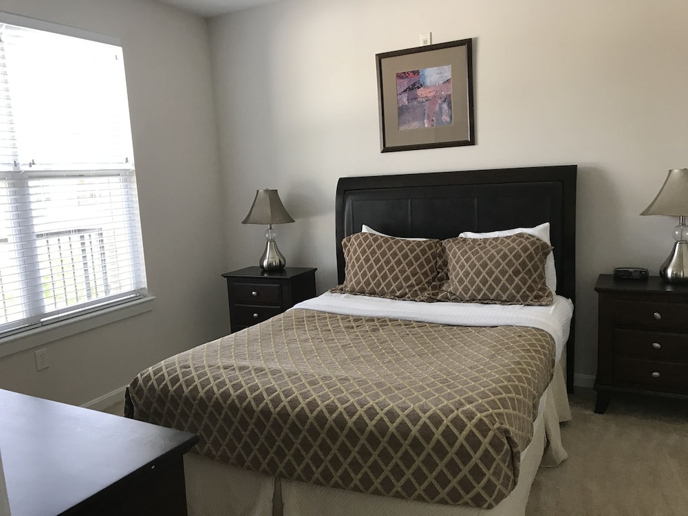 Deluxe Apartment, 1 Queen Bed photo 2