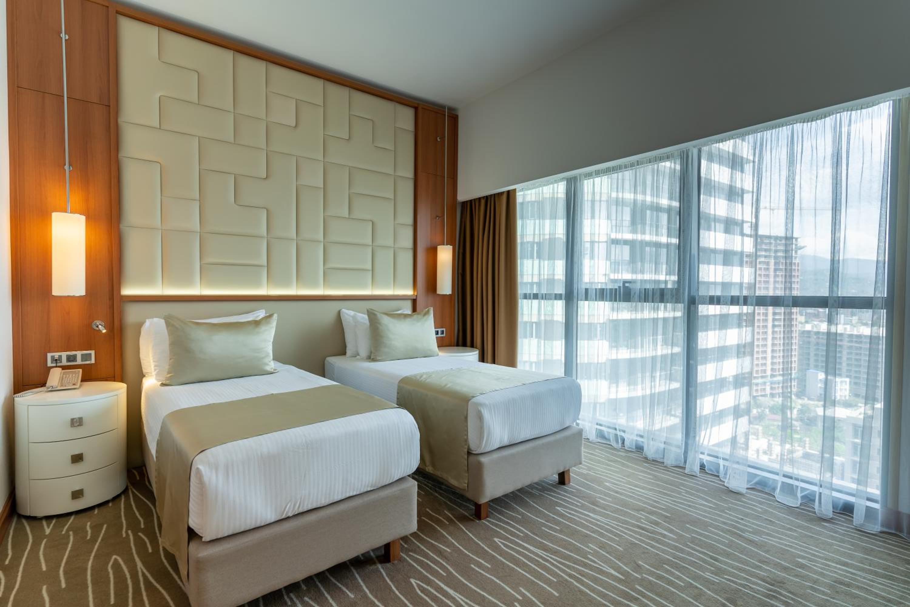 Twin Room with Mountain View - Photo 1