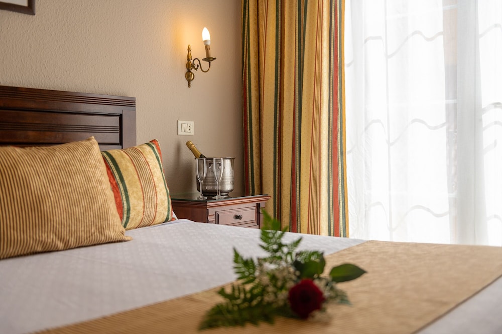 Double room with french balcony - Photo 6