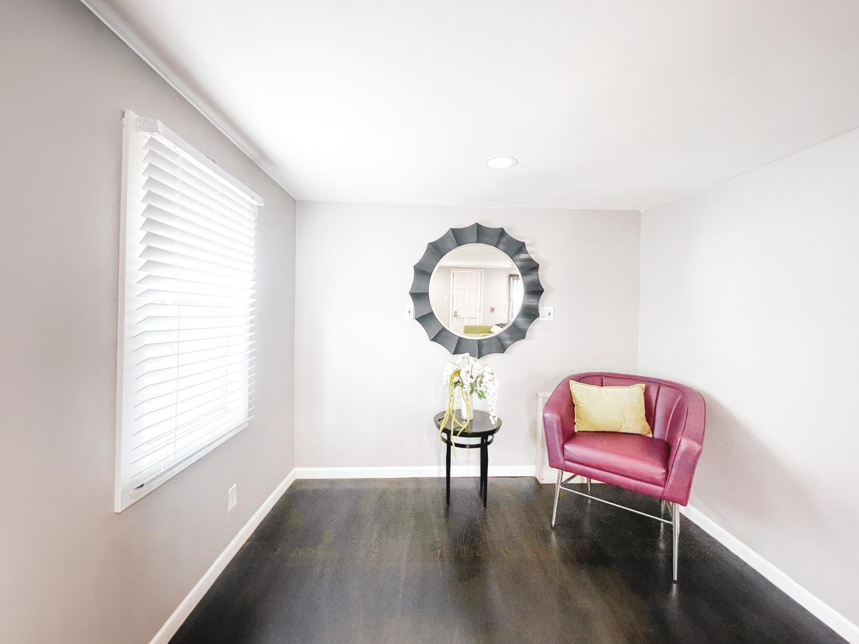 Executive Suite photo 2
