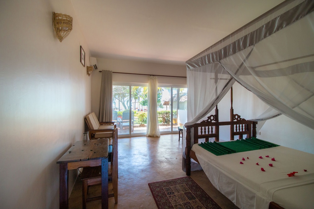 Family Room, Sea View