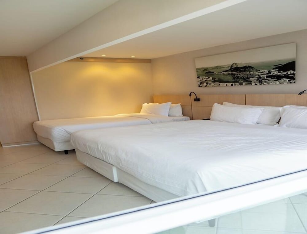 Superior Triple Room, Multiple Beds, Non Smoking