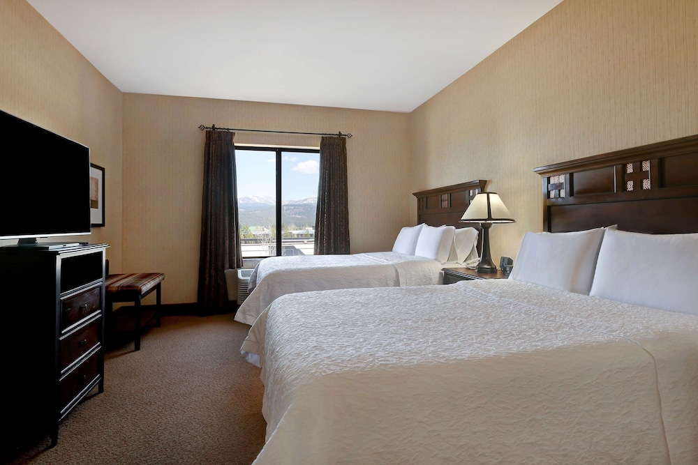 Suite, 2 Queen Beds, Accessible, Bathtub - Photo 2