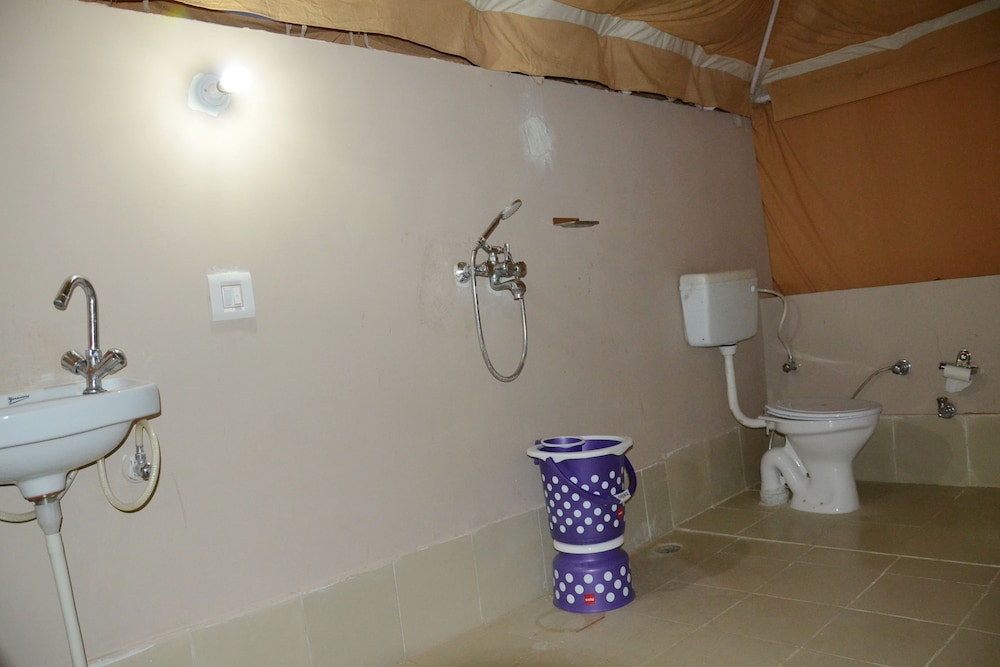 Deluxe Tent, 1 Bedroom, Non Smoking photo 3