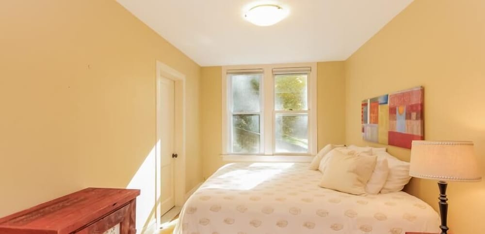 Deluxe Cottage, 3 Bedrooms, Hot Tub photo 1